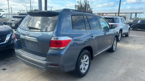 2013 Toyota Highlander Plus