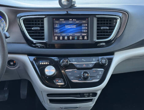 2018 Chrysler Pacifica LX
