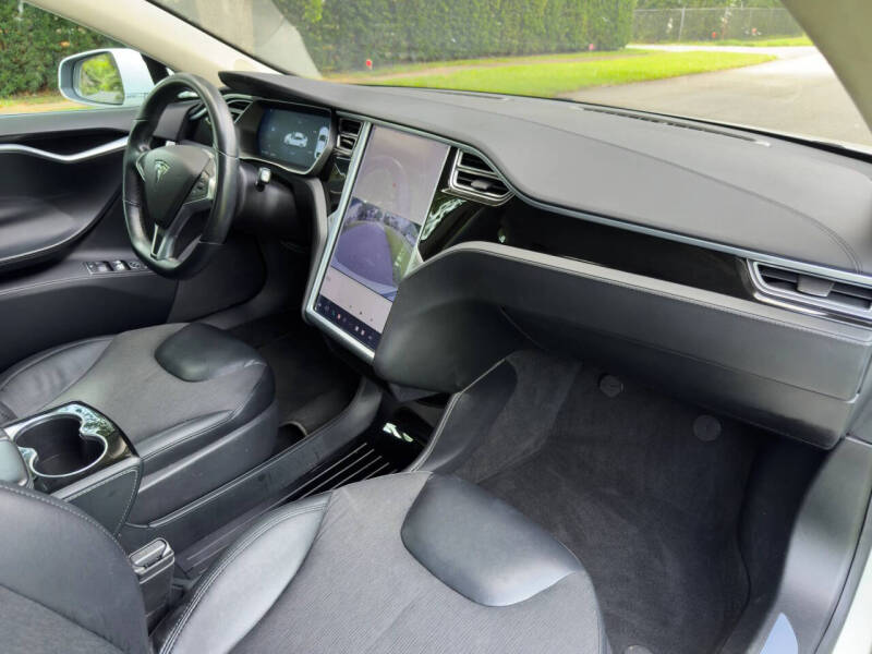 2016 Tesla Model S