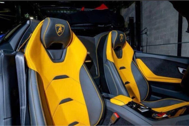 2023 Lamborghini Huracan EVO Spyder