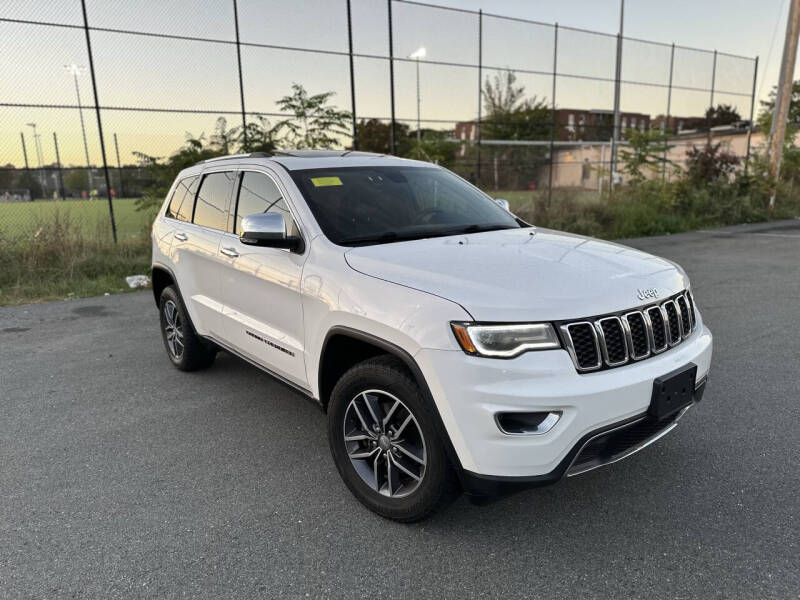 2018 Jeep Grand Cherokee Limited's photo