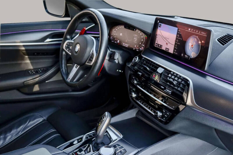 2021 BMW 5 Series M550i xDrive