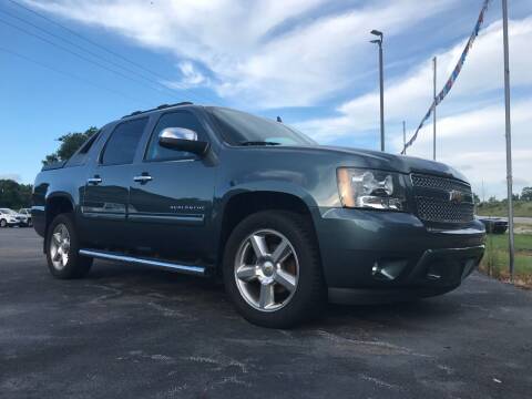 2012 Chevrolet Avalanche for sale at Ridgeway's Auto Sales in West Frankfort IL