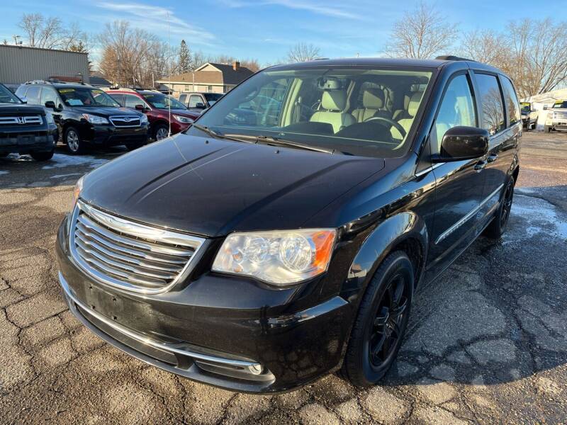 2013 Chrysler Town and Country for sale at River Motors in Portage WI
