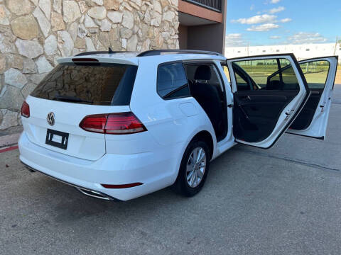2019 Volkswagen Golf SportWagen