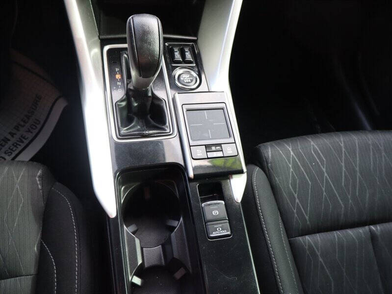 2020 Mitsubishi Eclipse Cross SE