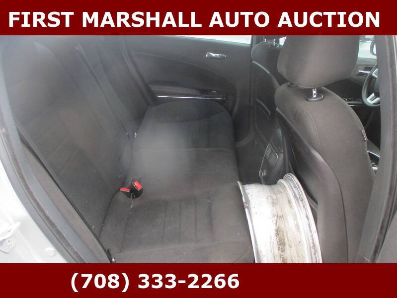 2012 Dodge Charger SE