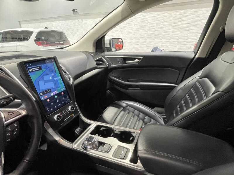 2024 Ford Edge SEL - Photo 11