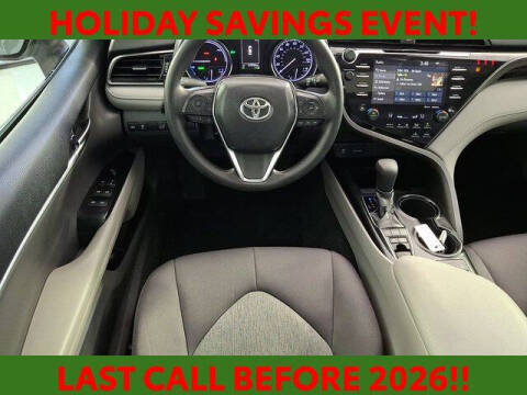 2019 Toyota Camry Hybrid LE