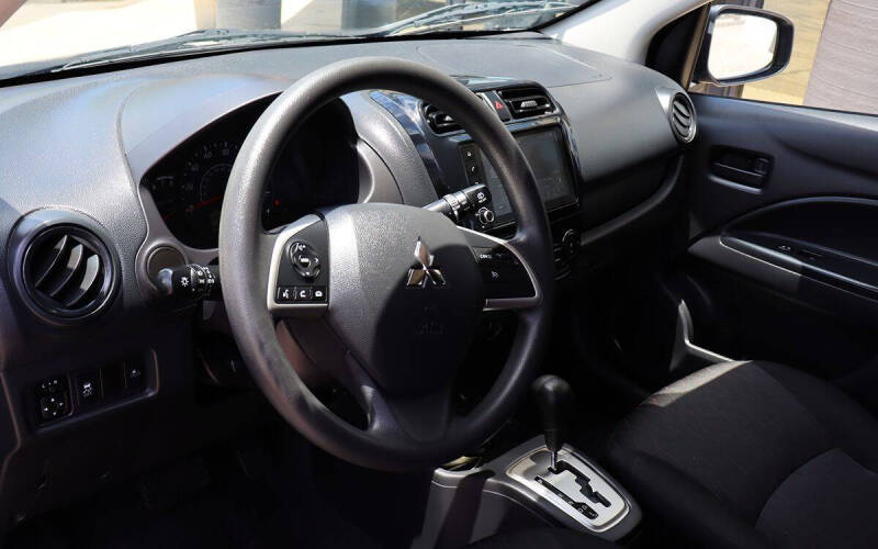 2024 Mitsubishi Mirage ES
