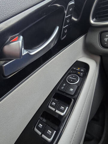 2016 Kia Sorento SX Limited V6