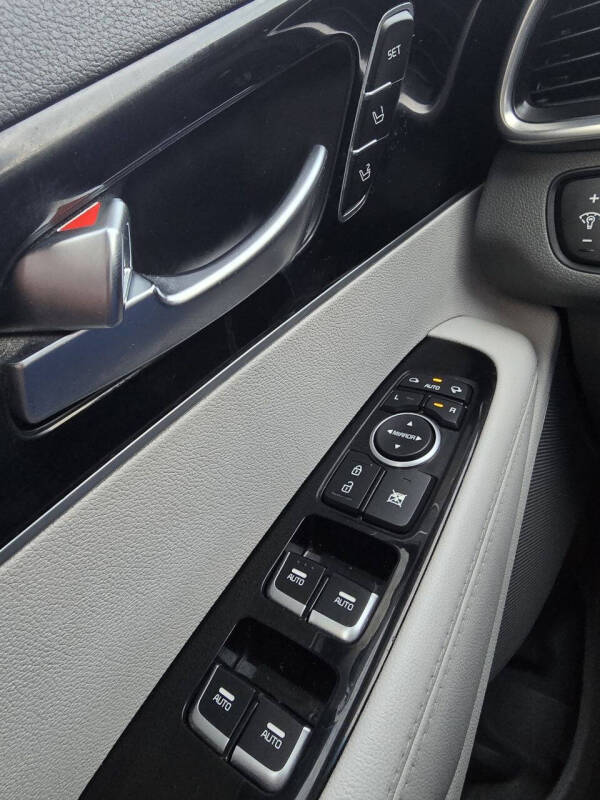 2016 Kia Sorento SX Limited V6