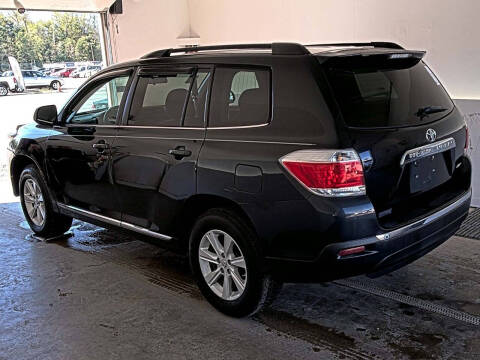 2013 Toyota Highlander Plus