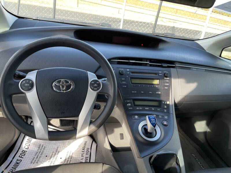 2010 Toyota Prius II