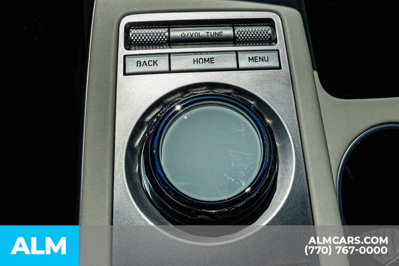 2024 Genesis Electrified GV70