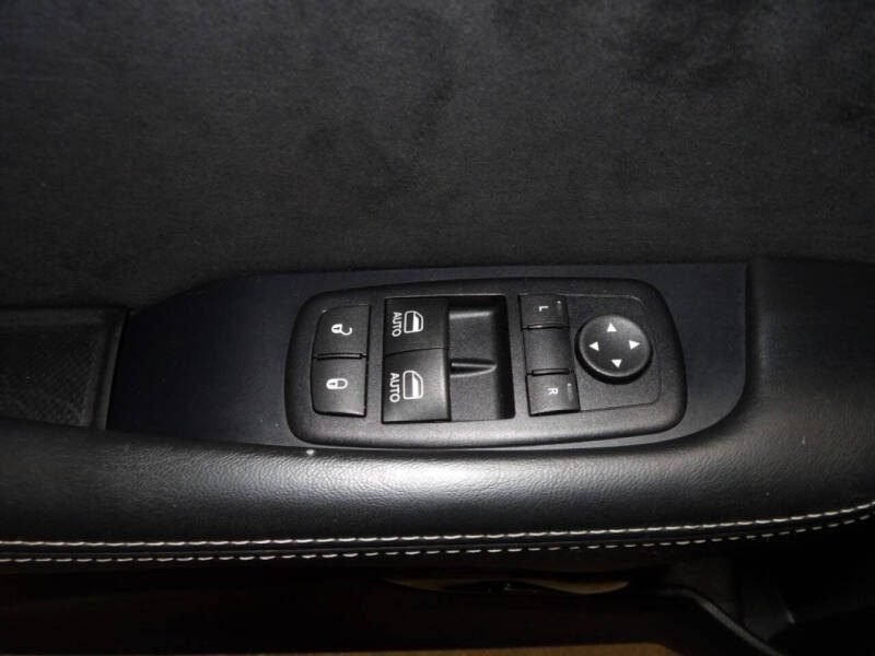 2015 Dodge Challenger SRT Hellcat