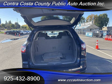 2017 Chevrolet Traverse LS