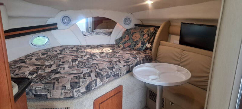 2003 Rinker 295 Fiesta Vee