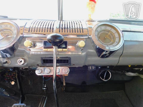 1942 Ford Super Deluxe