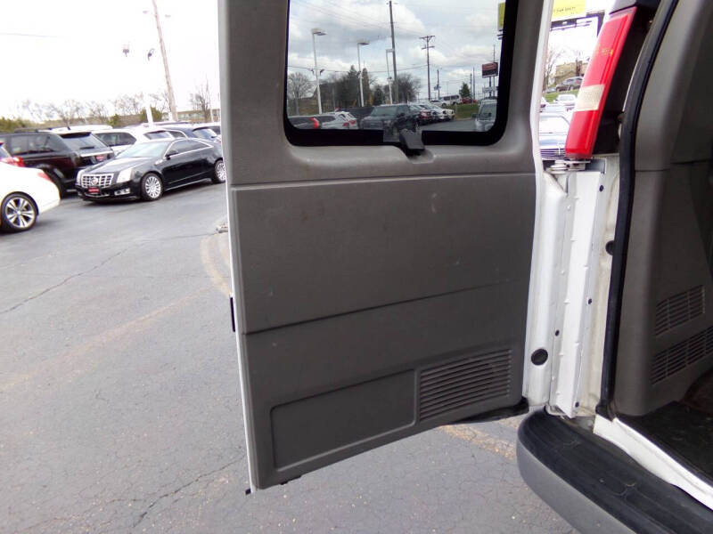 2013 Chevrolet Express LT 3500