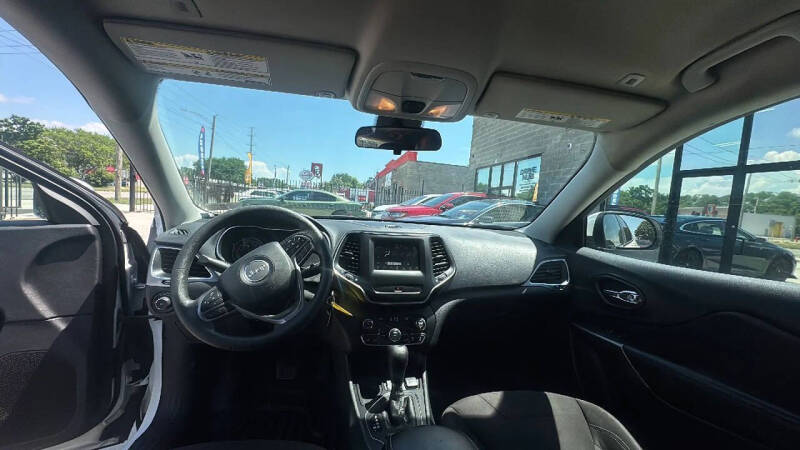 2019 Jeep Cherokee Latitude