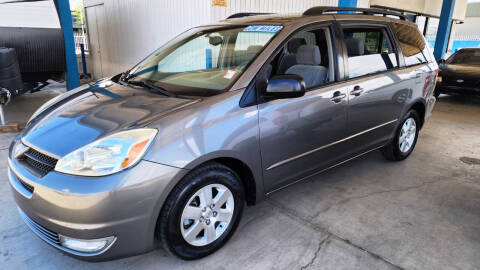 2005 Toyota Sienna for sale at Bob Ross Motors in Tucson AZ