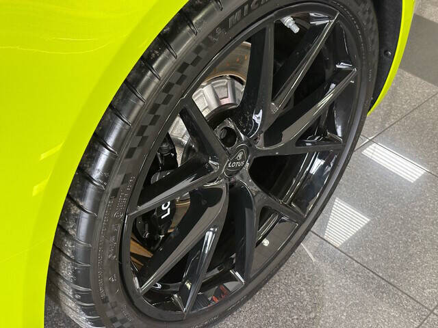 2025 Lotus Emira 24