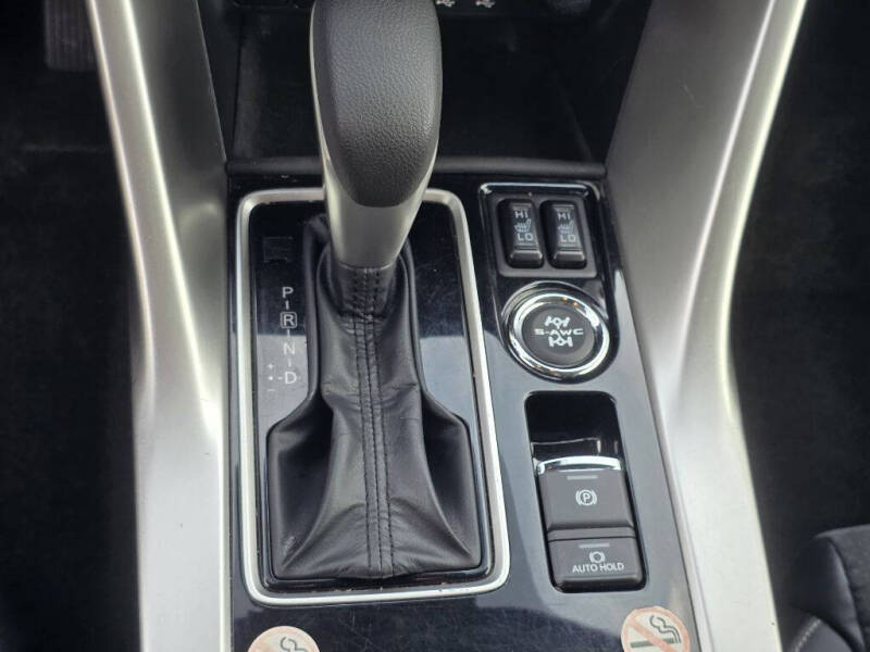 2025 Mitsubishi Eclipse Cross SE