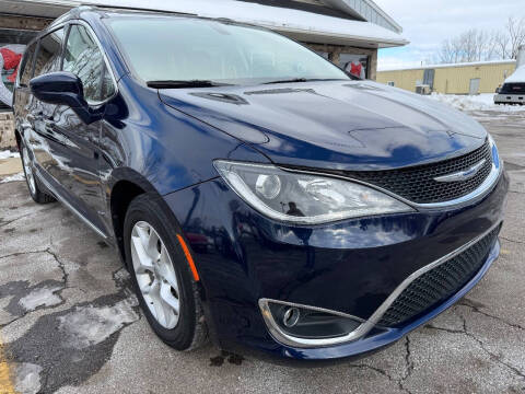 2018 Chrysler Pacifica Touring L