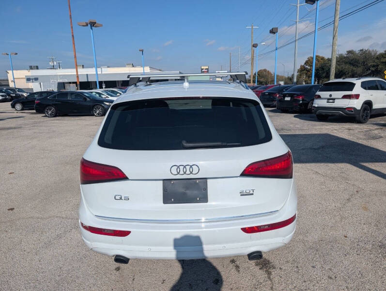 2015 Audi Q5 2.0T quattro Premium Plus