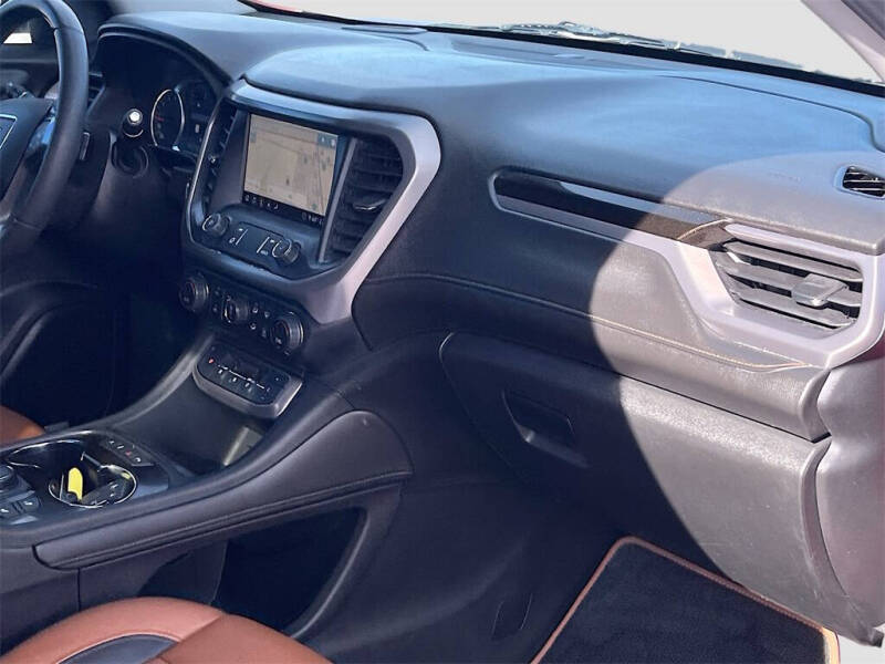 2020 GMC Acadia AT4