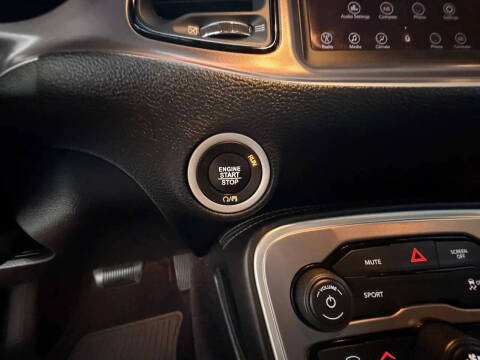 2019 Dodge Challenger SXT