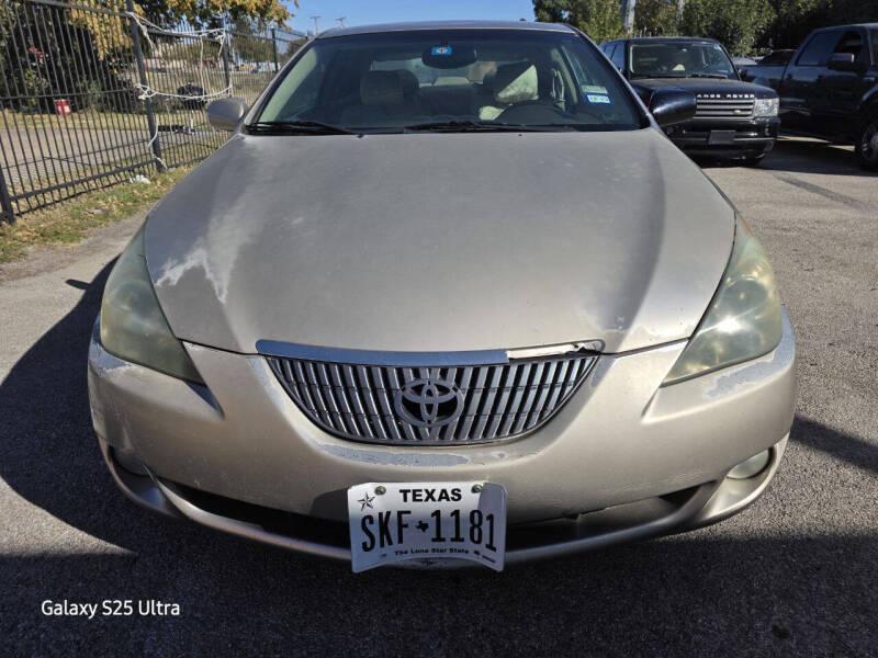 2004 Toyota Camry Solara SE