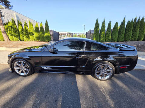 2005 Ford Mustang GT Premium