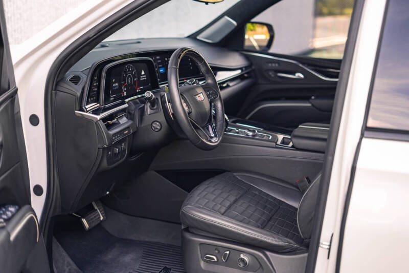 2024 Cadillac Escalade-V