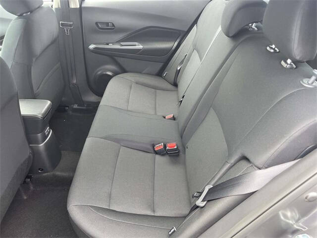 2025 Nissan Kicks Play S