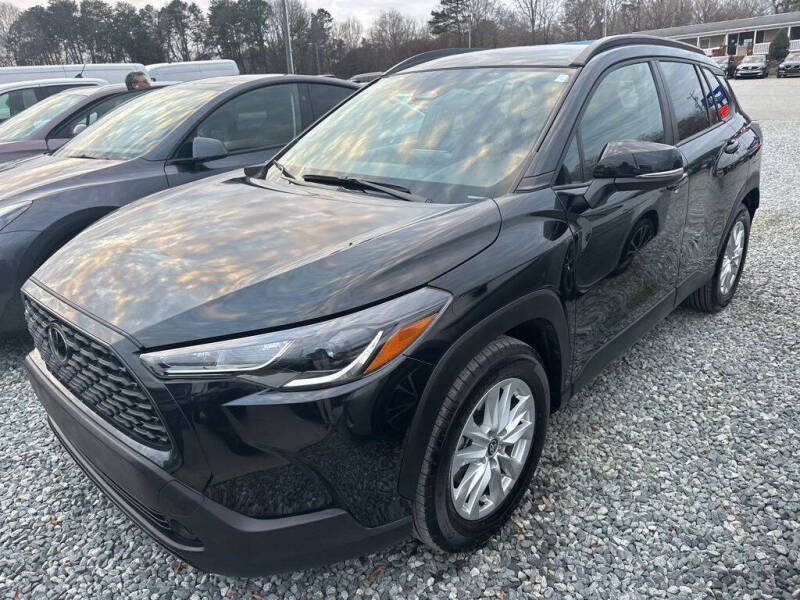 2025 Toyota Corolla Cross LE