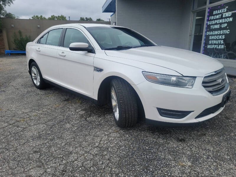 2013 Ford Taurus SEL