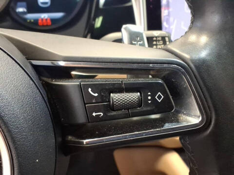 2022 Porsche Macan S