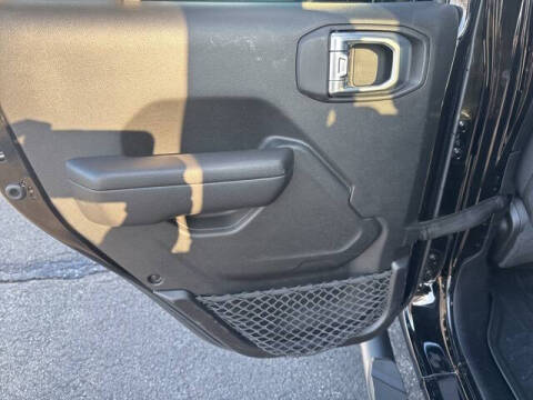 2022 Jeep Gladiator Altitude