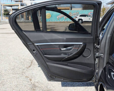 2018 BMW 3 Series 330i xDrive