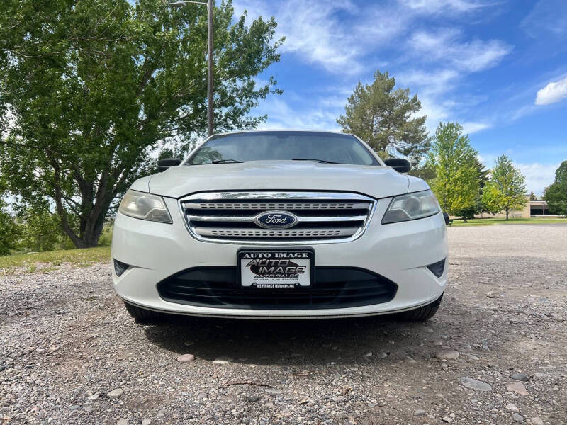 2011 Ford Taurus SE