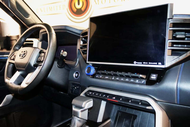 2022 Toyota Tundra Platinum