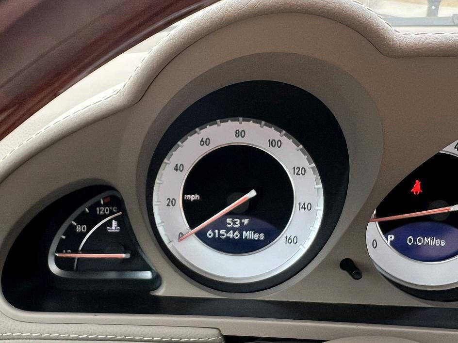 Mercedes-BenzSL-Class17