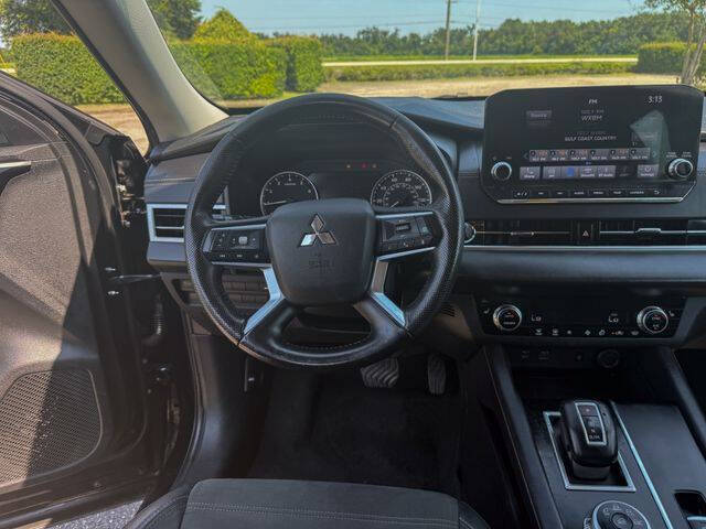 2023 Mitsubishi Outlander