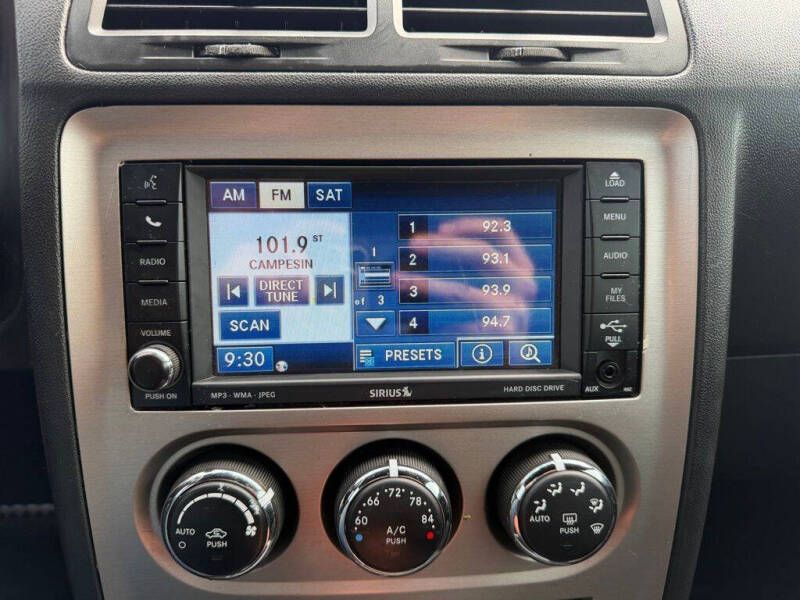 2011 Dodge Challenger SRT8 392