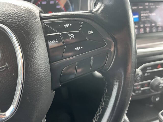 2019 Dodge Charger SXT