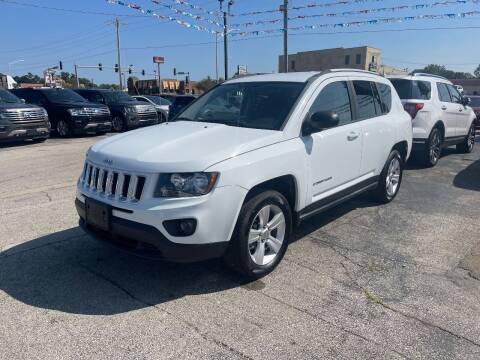 2015 Jeep Compass for sale at Greg's Auto Sales in Poplar Bluff MO