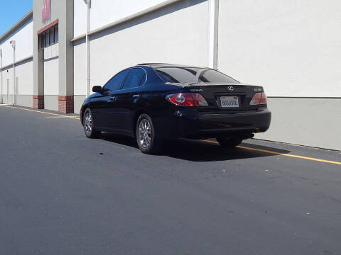 2004 Lexus ES 330