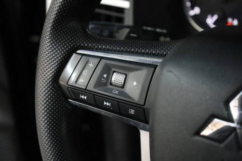 2022 Mitsubishi Outlander ES